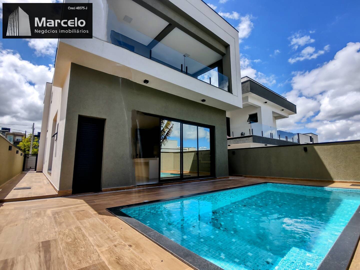 Luxuoso Aruã Brisas - Imóvel Novo!