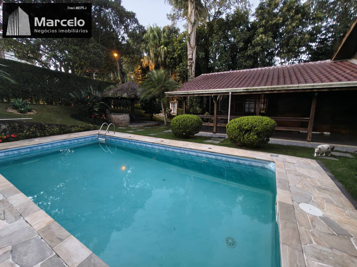 Casa, 2 quartos, 263 m² - Foto 17